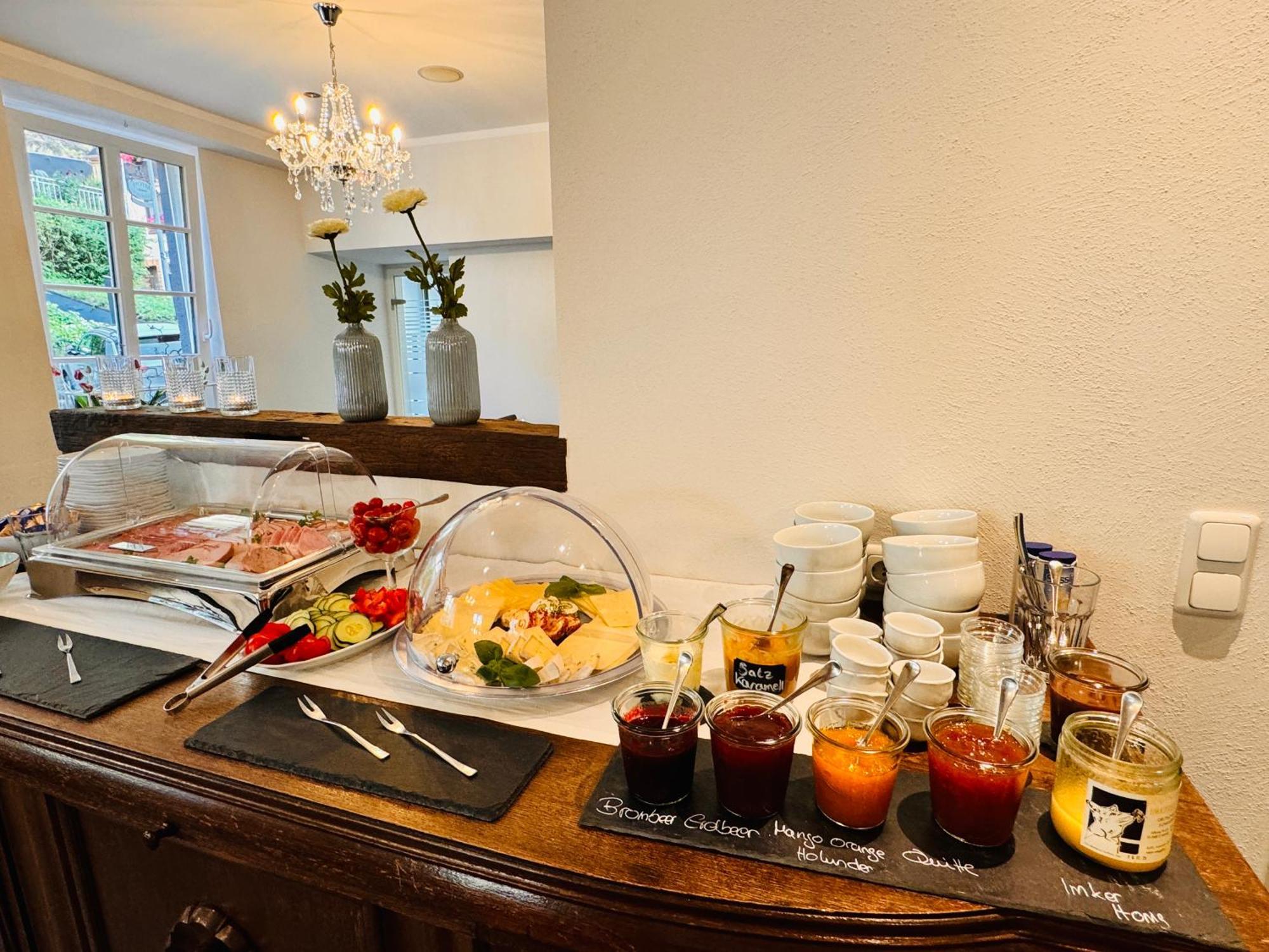 Ferienweingut Rudorfer Hotel ฟาลวิก ภายนอก รูปภาพ