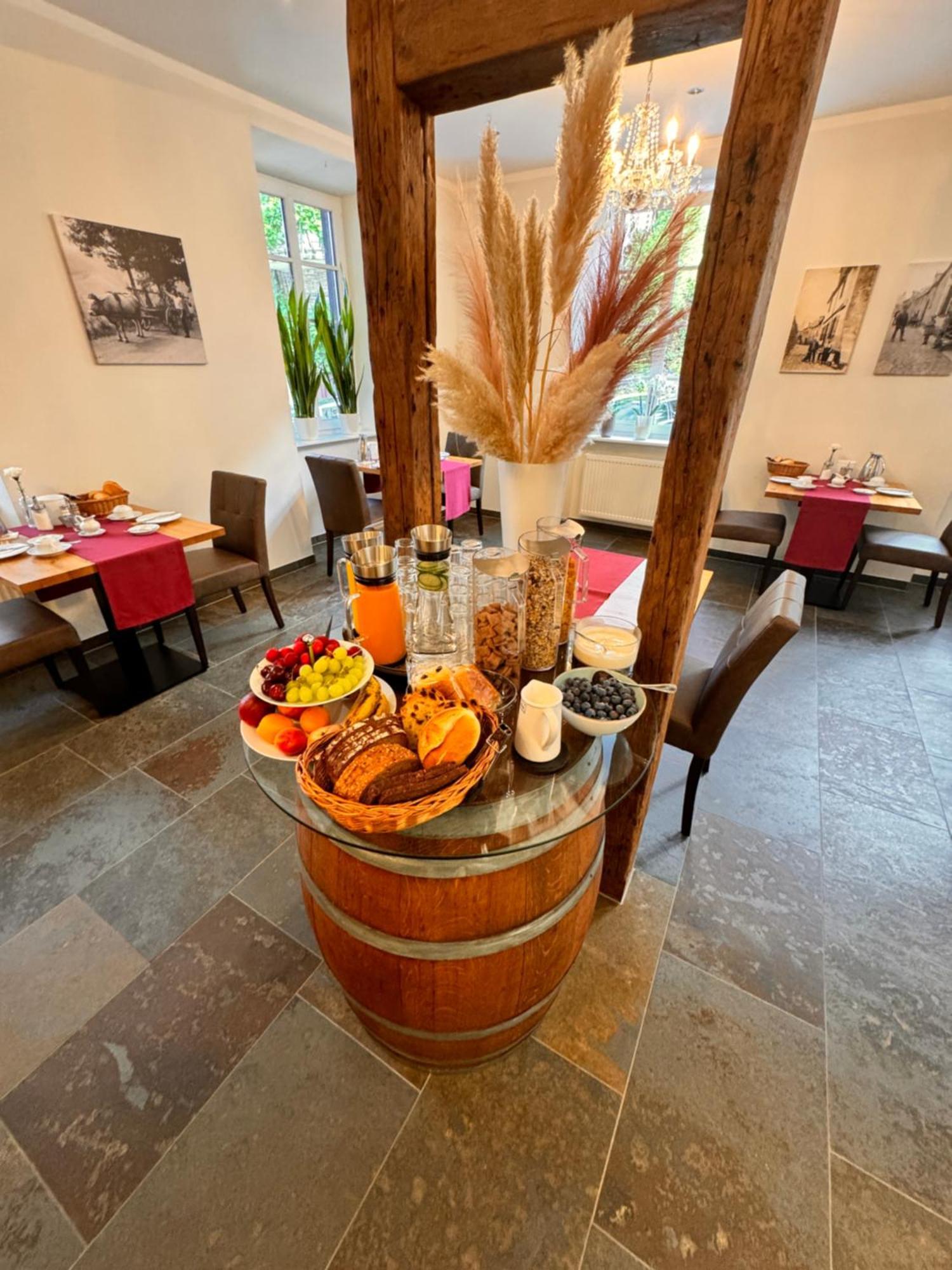 Ferienweingut Rudorfer Hotel ฟาลวิก ภายนอก รูปภาพ