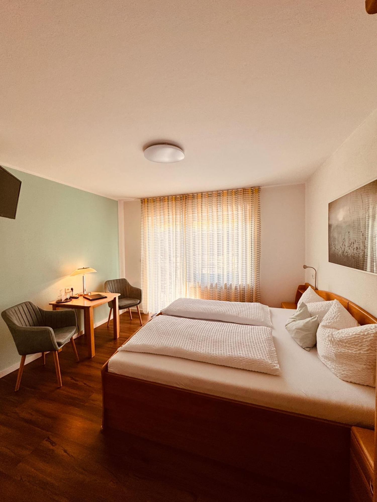 Ferienweingut Rudorfer Hotel ฟาลวิก ภายนอก รูปภาพ
